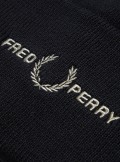 Fred Perry GRAPHIC BEANIE - C4114 102 - Tadolini Abbigliamento