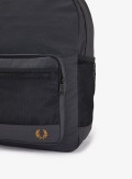 Fred Perry Crinkled nylon mesh backpack - L7290 - Tadolini Abbigliamento